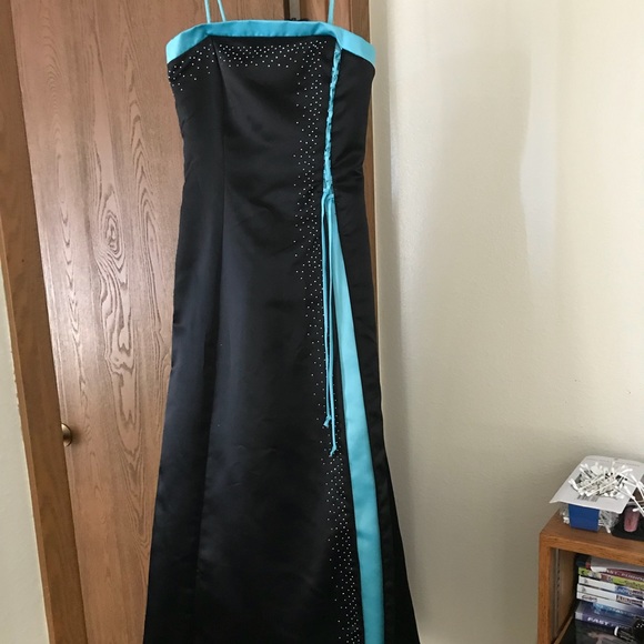 Black and light blue prom dress only worn one time - Picture 1 of 1